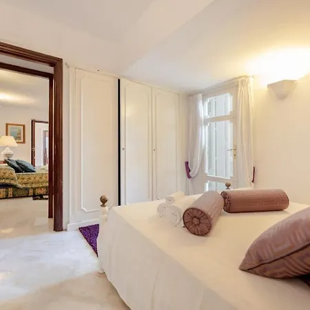 4 Colonne,