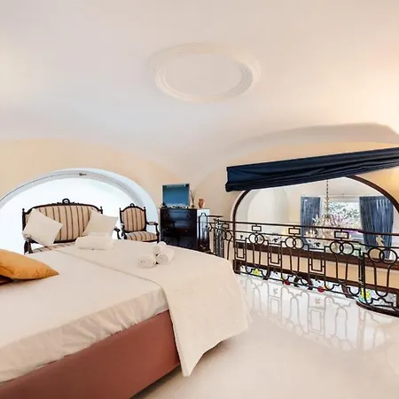 4 Colonne, Appartement