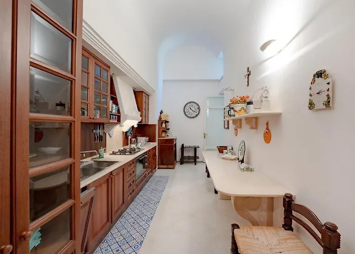 4 Colonne, Apartament *
