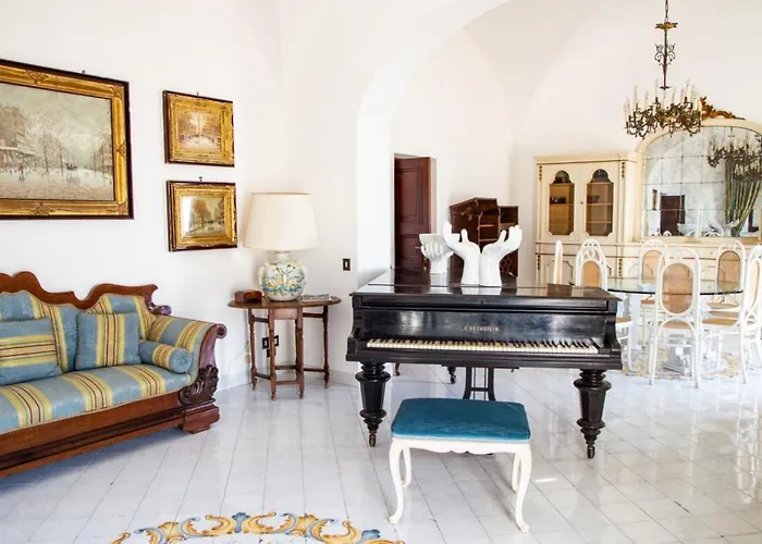 4 Colonne, Apartament *