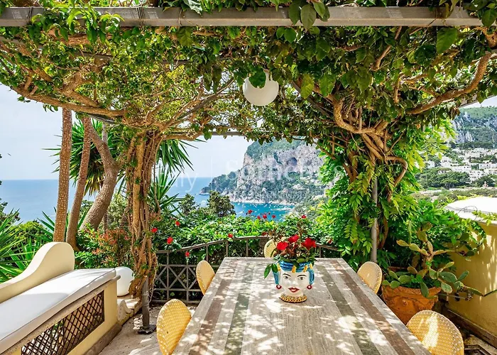 4 Colonne, Apartament